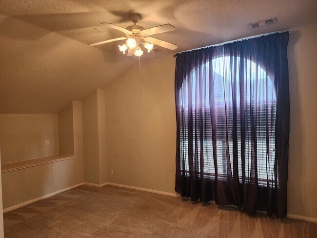 Building Photo - 5518 Morgan Park Ln
