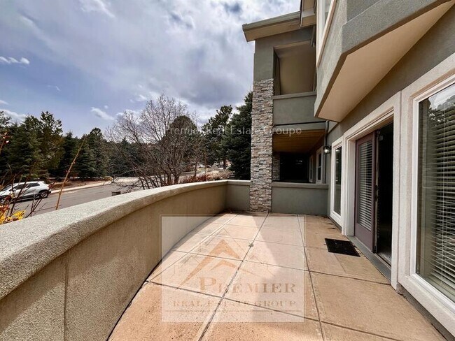 Building Photo - 240 Haversham Dr