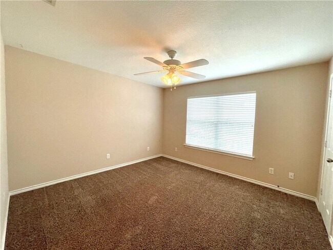 Building Photo - 3538 Paloma Ridge Dr