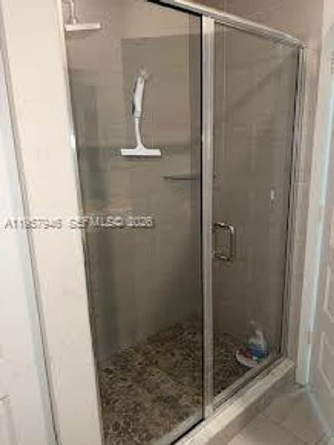 Building Photo - 7805 NW 104th Ave