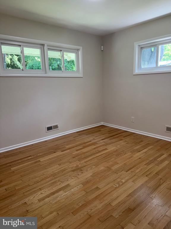 Building Photo - 1306 Pine Ridge Ln