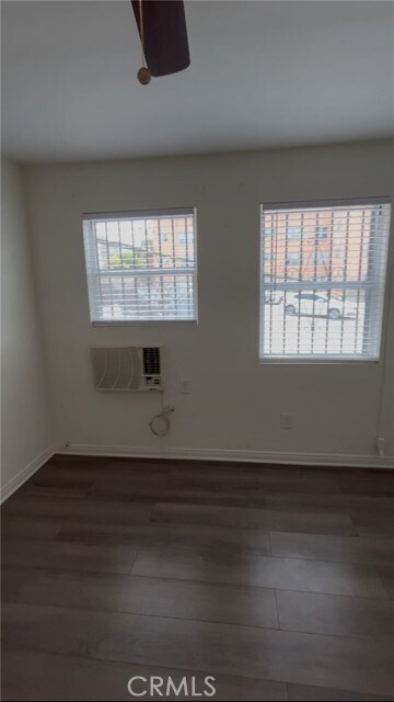 Building Photo - 1036 Normandie Ave