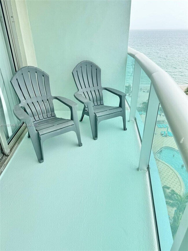 Building Photo - 3801 S Ocean Dr