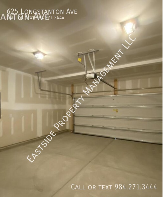 Building Photo - 625 Longstanton Ave