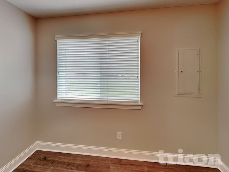 Building Photo - 14361 Parkside Ct NW