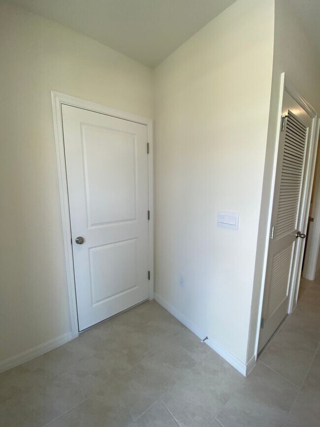 Building Photo - Home for Rent