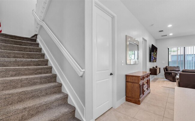 Building Photo - 3274 W 96 Pl