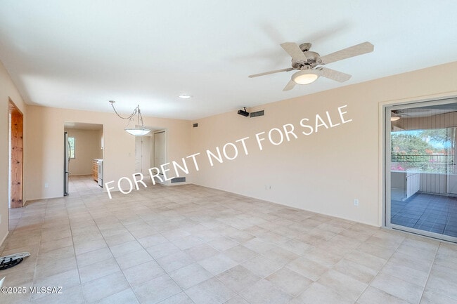 Building Photo - 5084 N Camino Del Lazo