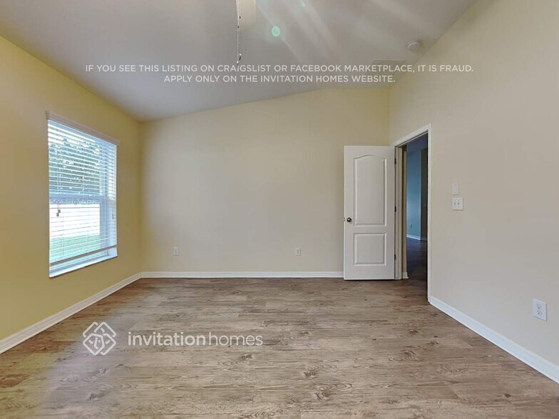 Building Photo - 3252 Berwick Ln