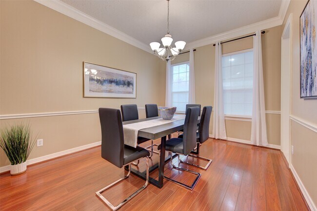 Building Photo - 1147 Sopris Dr