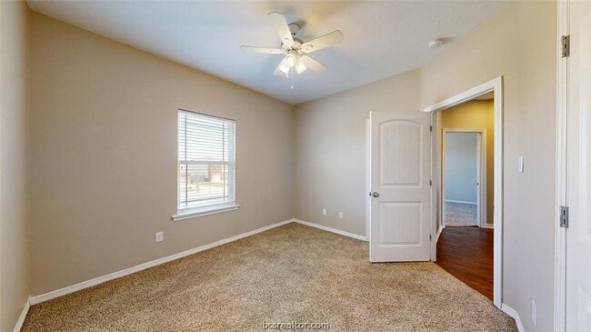 Building Photo - 2706 Horse Haven Ln