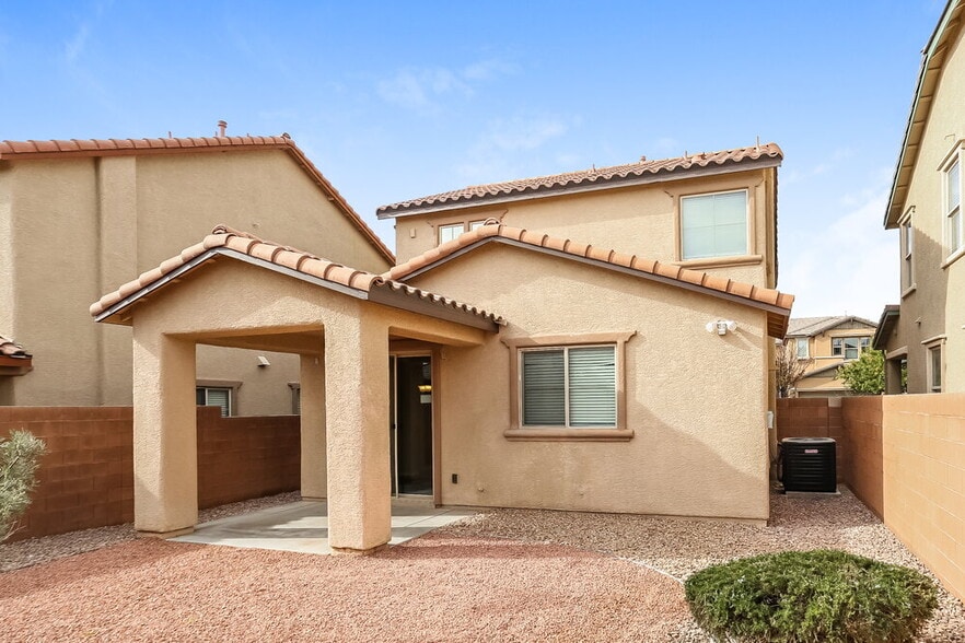 Building Photo - 7818 N Tay River Ct