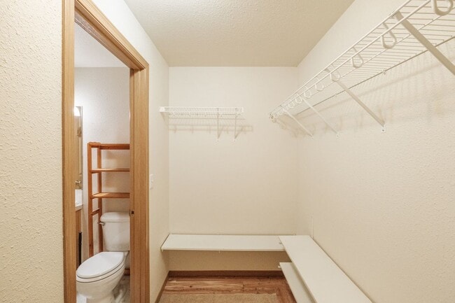 Building Photo - 5448 Siletz Ln