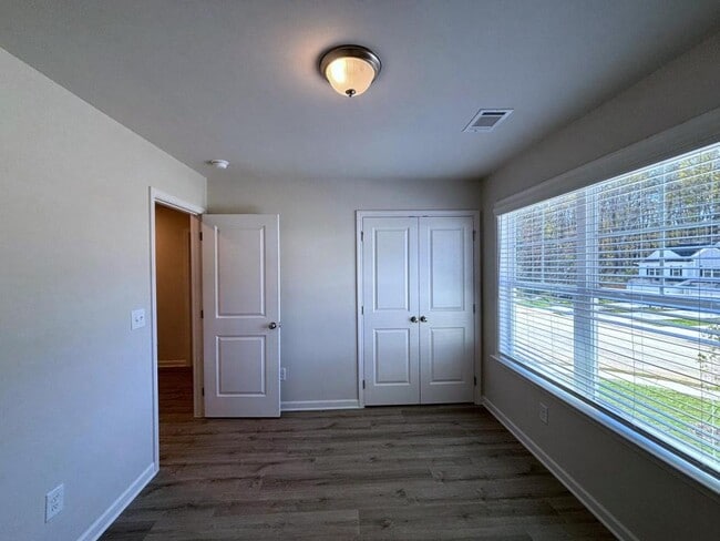 Building Photo - 244 Alston Ridge Dr