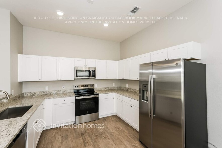 Building Photo - 409 Heritage Dr