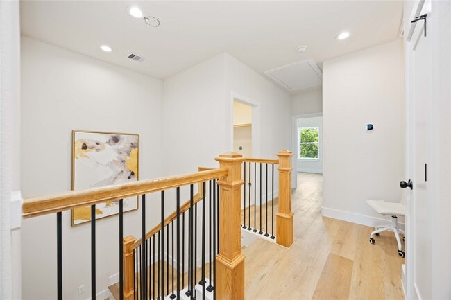 Building Photo - 10608 Ashville Dr