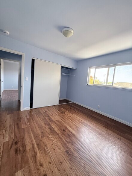 Building Photo - 6015 S Wilton Pl