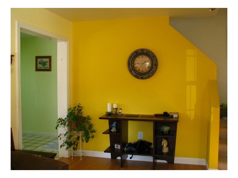 Building Photo - 444 Plantation St