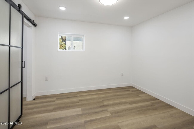 Building Photo - 1440 E Pierce St