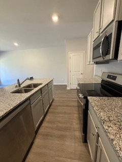 Building Photo - 144 Village Green Dr