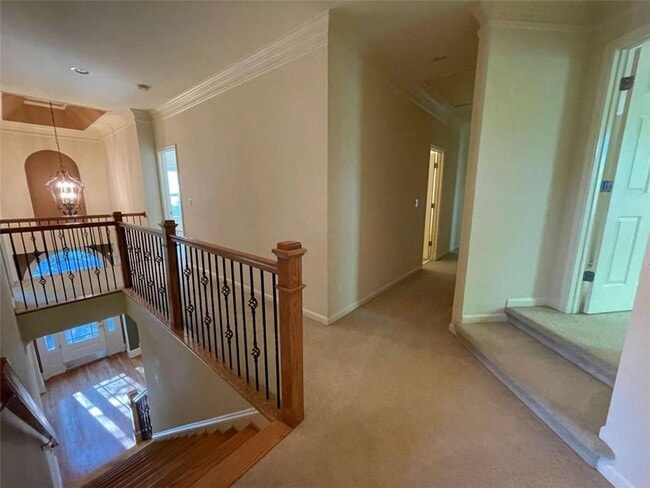 Building Photo - 1378 Greencrest Ct SW