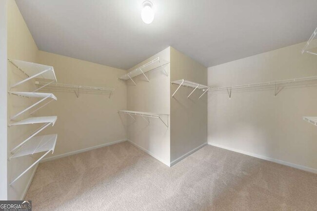 Building Photo - 4990 Brierstone Dr