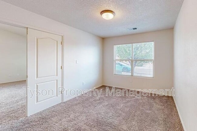 Building Photo - 8116 Long Mesa Pl NW