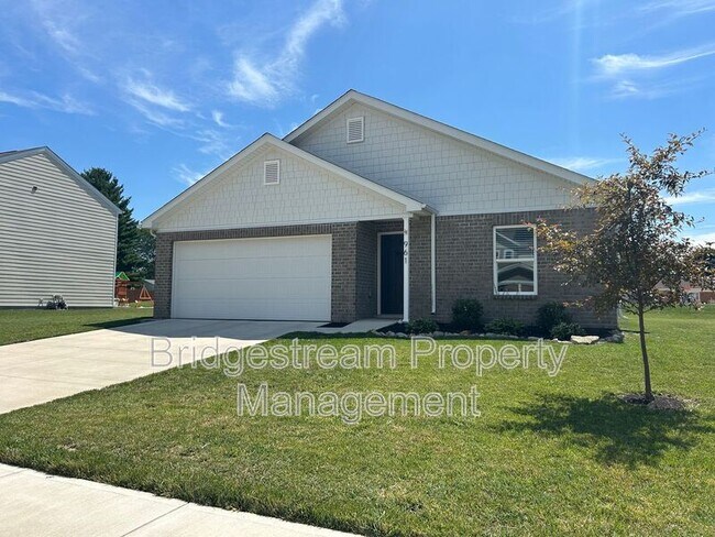 Primary Photo - 961 Louise Dr