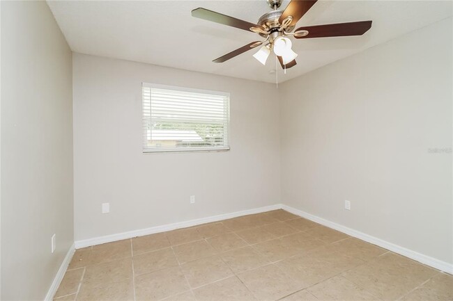 Building Photo - 535 San Lanta Cir