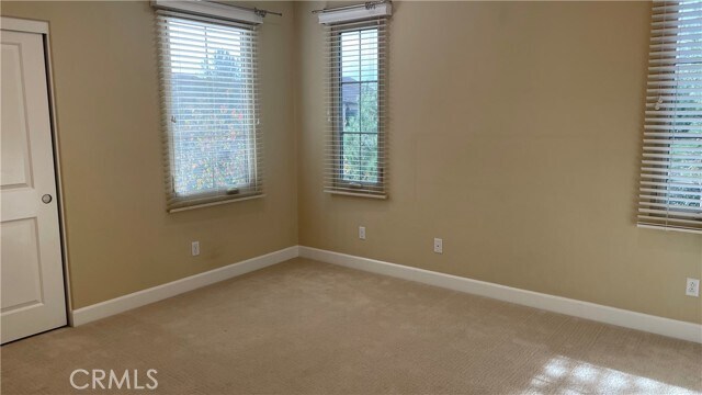 Building Photo - 71 Honeyflower