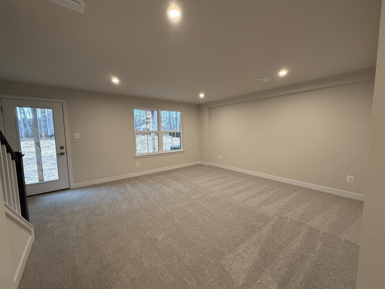 Building Photo - 1836 Bergerac Ct