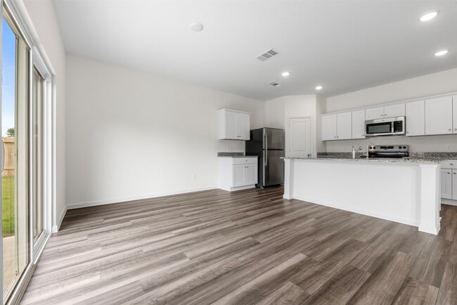 Building Photo - 15347 Abella Dr