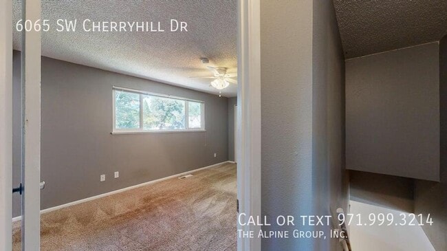 Building Photo - 6065 SW Cherryhill Dr