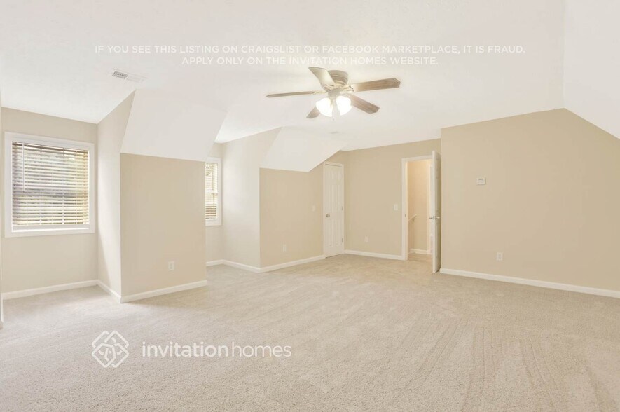 Building Photo - 405 Anita Dr