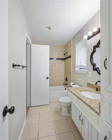 Building Photo - 1109 Edgewood Dr