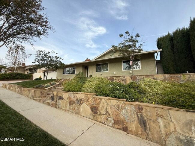 Building Photo - 3446 Travis Ave