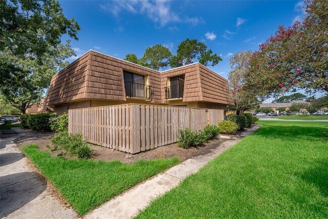 Building Photo - 5314 Brook Ct