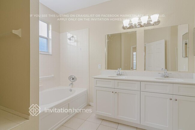 Building Photo - 1934 Magical Ln