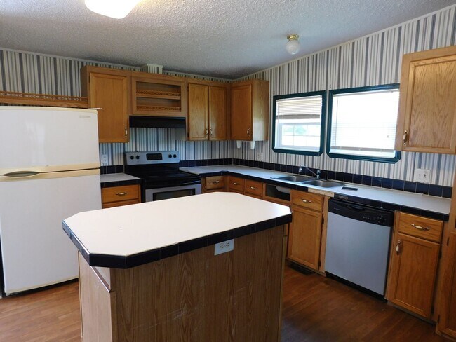 Building Photo - 101 K&D Drive, Vanceboro in the Wynn Circl...