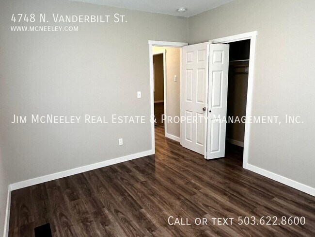 Building Photo - 4748 N Vanderbilt St
