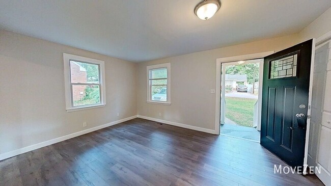 Building Photo - 332 Angier Ave