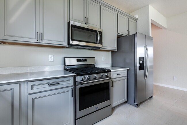 Building Photo - 12327 SW Sand Dollar Wy