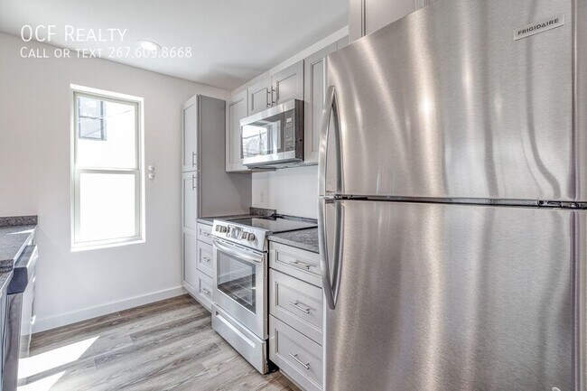 Primary Photo - 751 N 43rd St