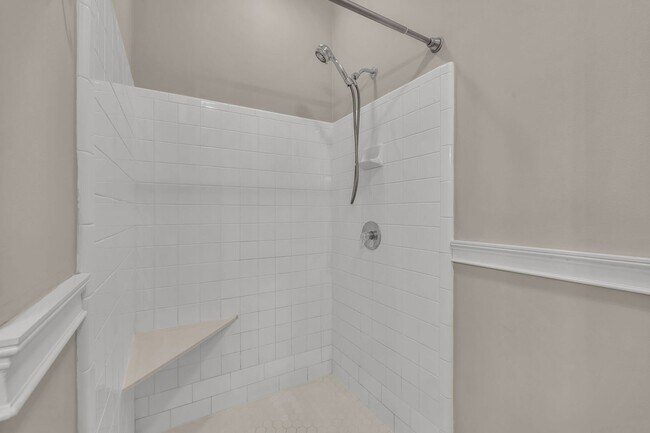 Building Photo - Spotless home for rent in sought after Fie...