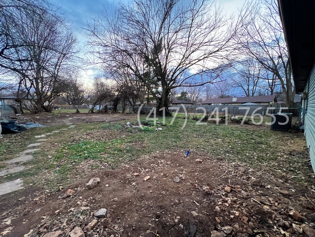 Building Photo - 3016 W Roxbury St