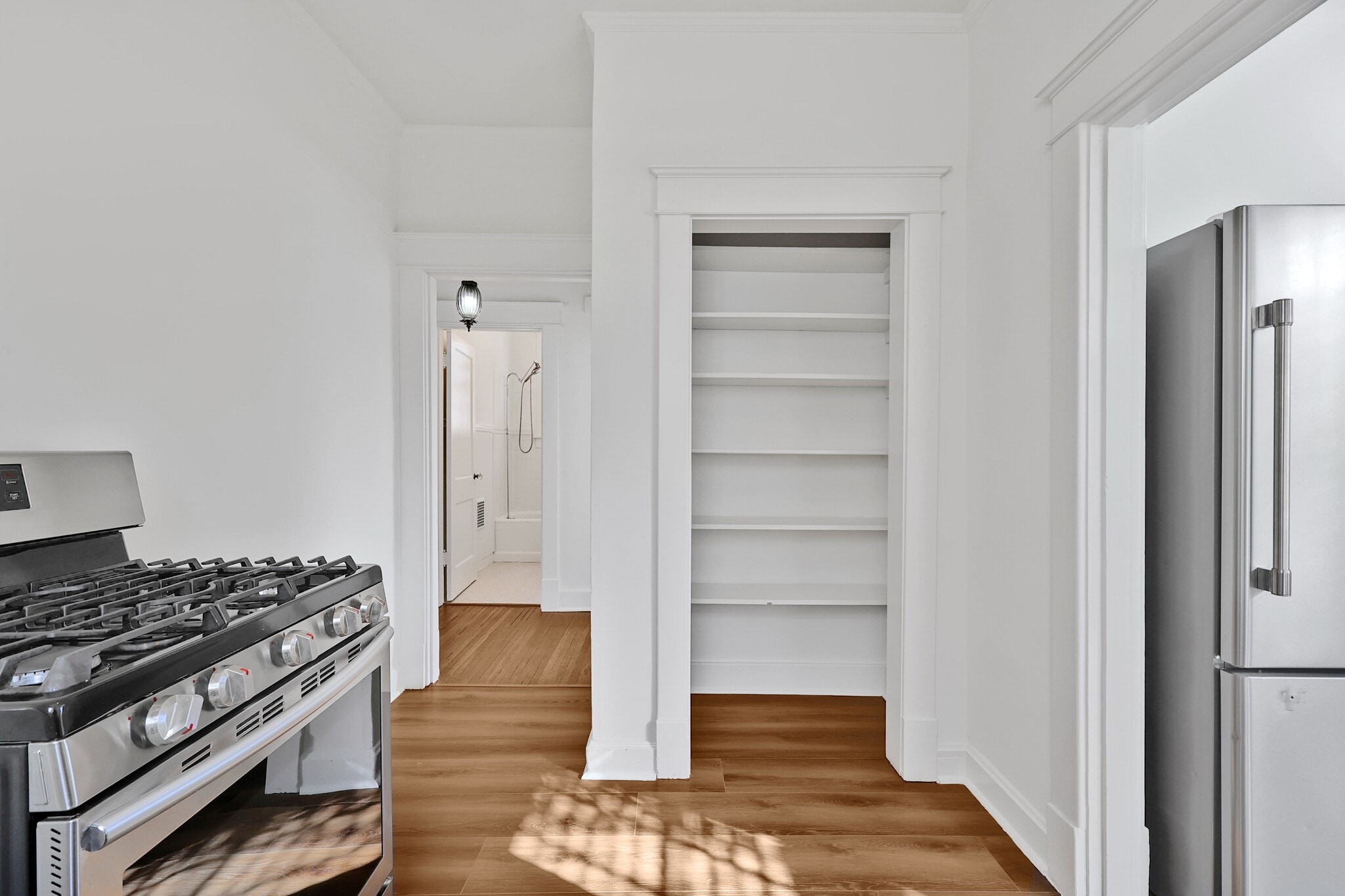 Building Photo - 1711 Primrose Ave