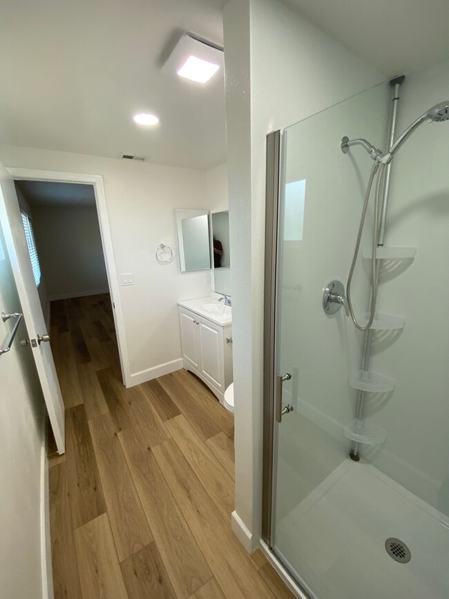 Building Photo - Completely Remodeled 3 Bedroom Cypress Hou...