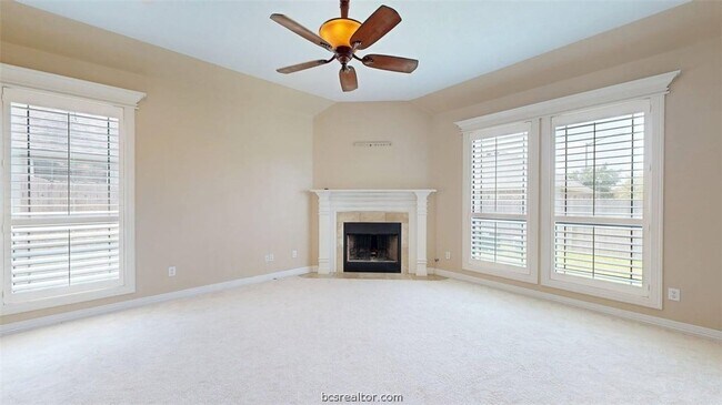 Building Photo - 3900 Latinne Ln