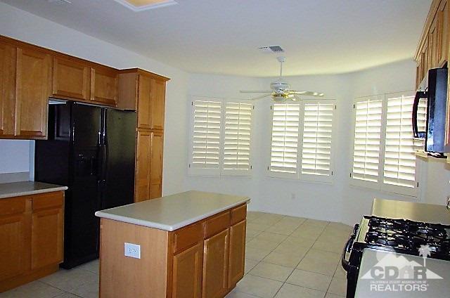 Building Photo - 39261 Mirage Cir