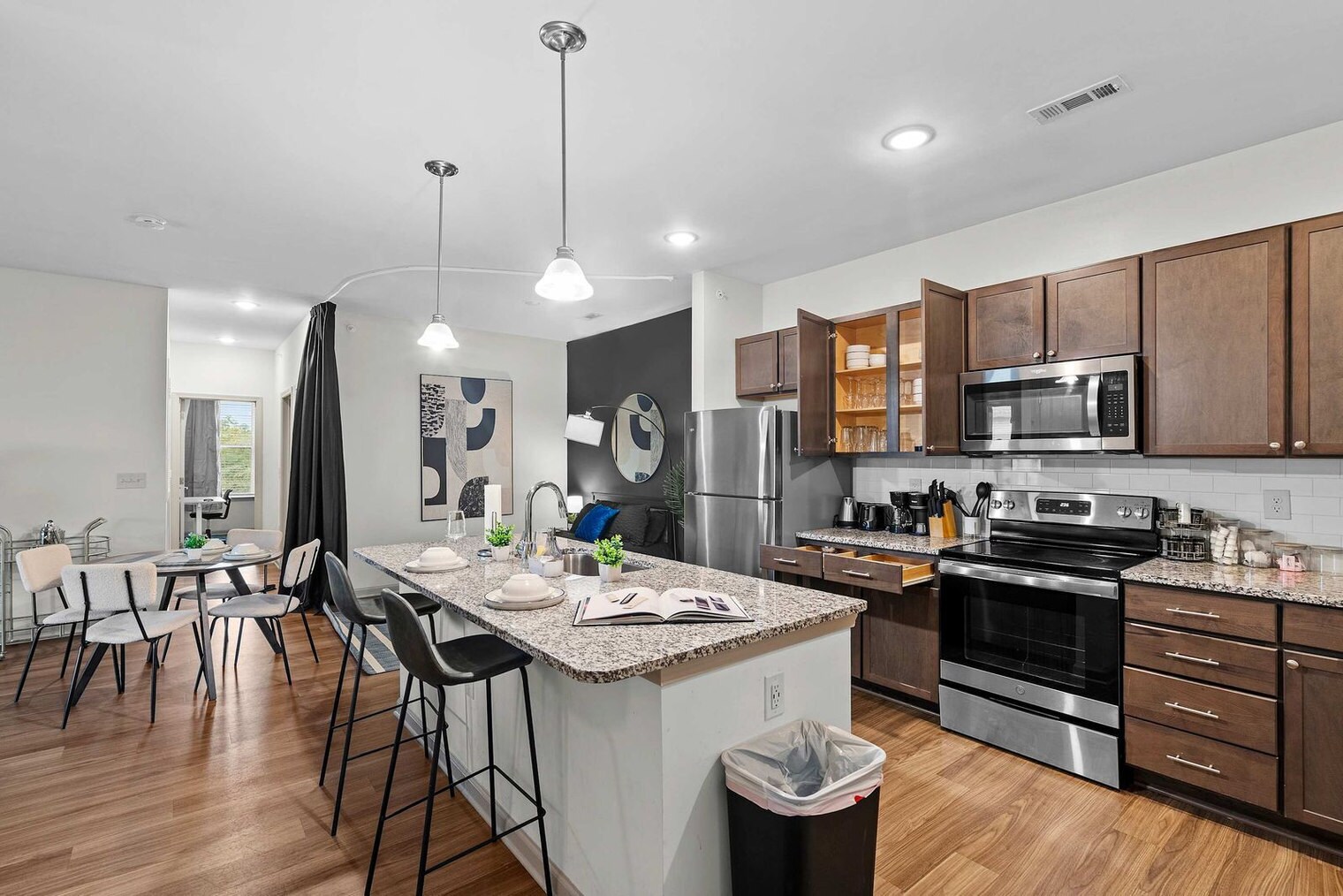 Building Photo - 19025 Carsen Grace Ct